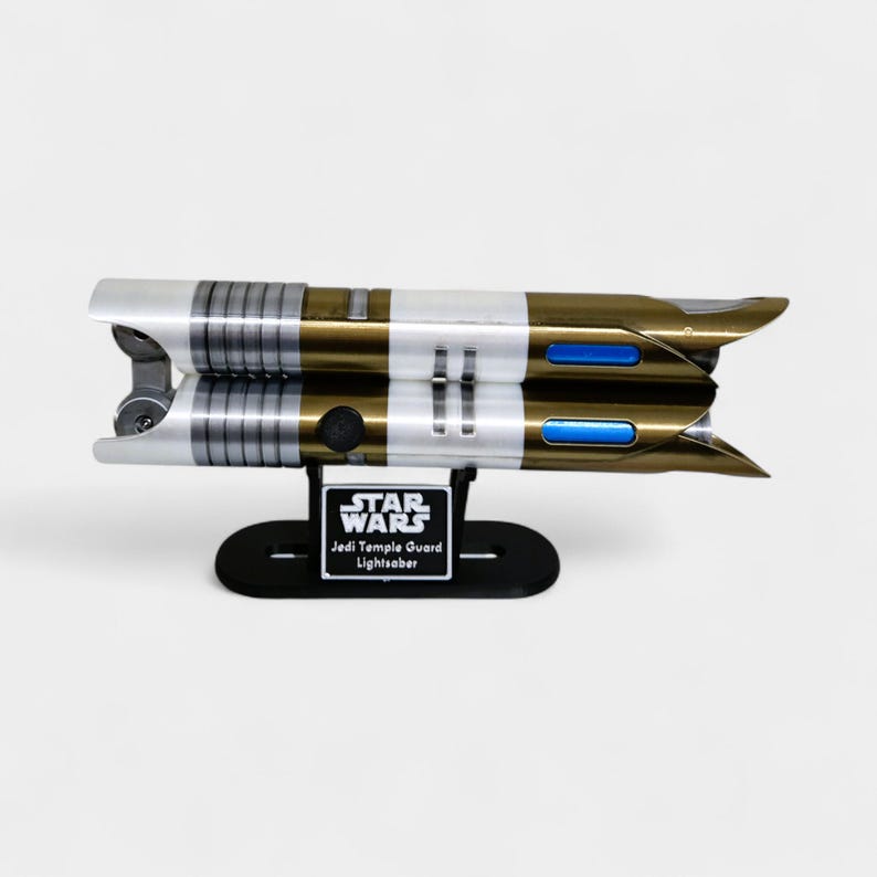 Jedi Temple Guard Lightsaber With Optional Vertical Stand (Moving Parts) image 6