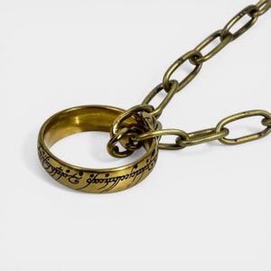 The One Ring With Optional Stand and Chain Ring and Chain
