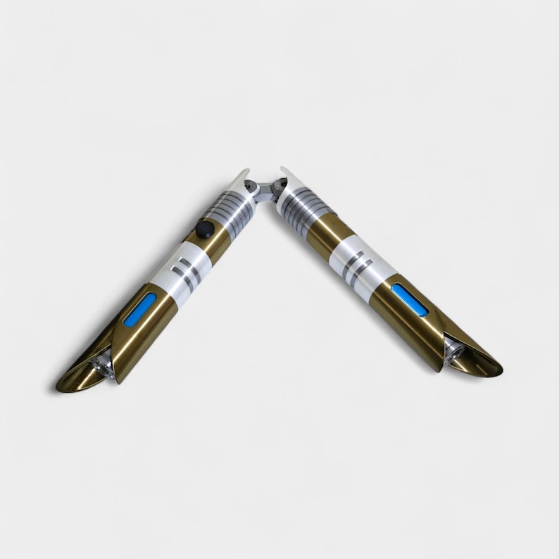Jedi Temple Guard Lightsaber With Optional Vertical Stand (Moving Parts) image 3