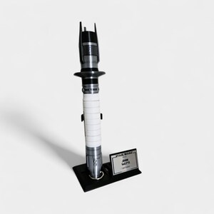 Shin Hati Lightsaber With Optional Vertical/Horizontal/Wall Stand image 4