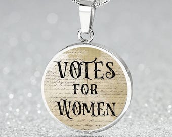 女性に投票するネックレス 彼女へのギフト | 2024年選挙ジュエリー | 女性に投票するブレスレット | 投票チャームペンダントネックレス、ブレスレット、キーチェーン