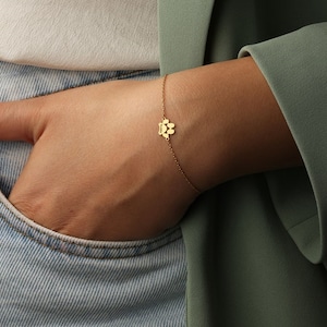 Personalized Paw Pet Name Jewellery Engraved Paw Print Bracelet,