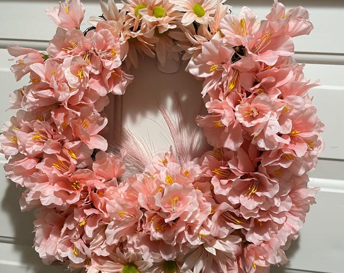 16” Spring Mauve Pink Florals Feathered Wreath