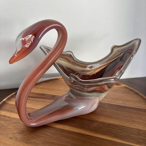 Vintage Shades of Red/Pink/Cranberry Blown Glass Swan