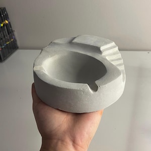 Simple Skatepark Ashtray (NO LIGHT)