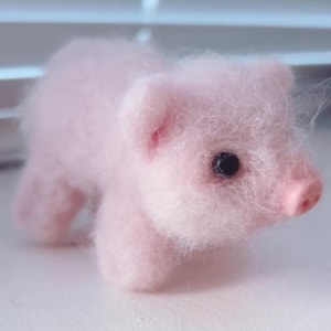 Needle Felted Pink Pig small
