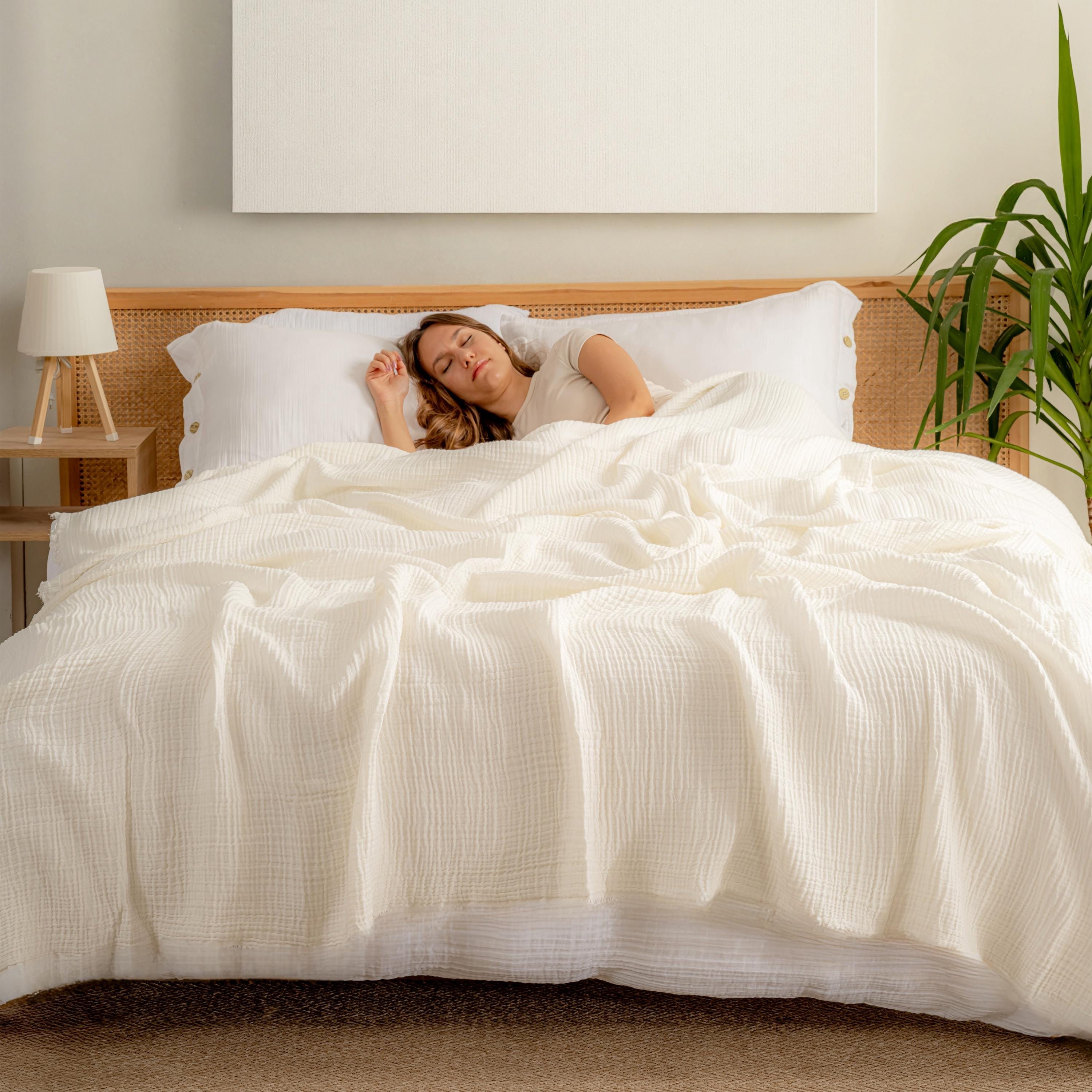 Alaskan king bed - Etsy 日本