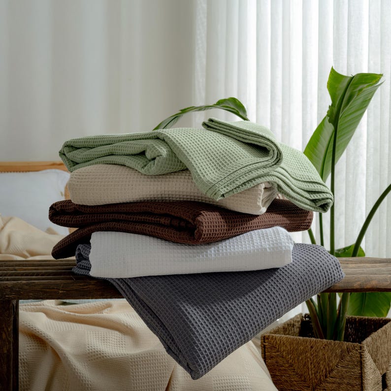 Turkish Cotton Waffle Blanket - Thumbnail 4
