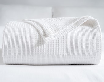 White Turkish Cotton Waffle Weave Blanket - Lightweight All-Season Throw