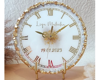 Personalized Resin Desk Clock: Gold Outline, Custom Name & Date