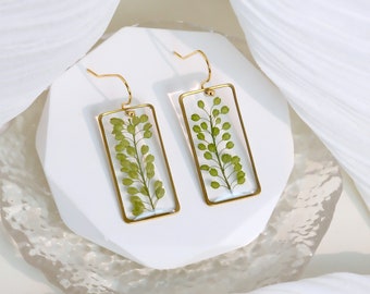 Green Forest Botanical Earrings, Real Pressed Foliage Earrings,  Botanical Resin Earrings, Handmade Jewelry for Women, Birthday Gift For Her