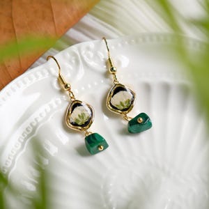 Real Baby&#39;s Breath Flower Earrings: Handmade Resin Dangle Drop Earrings Gifts For Her
