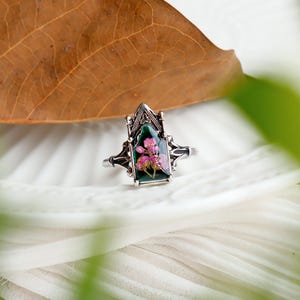 Pink Real Flower Rings Adjustable, Handmade Pressed Flower Resin Ring, Bottle-Green Statement Ring, Natural Jewelry, Birthday Gift For Her