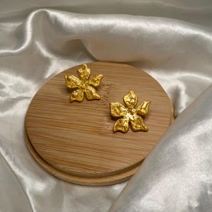 “Alysse” earrings
