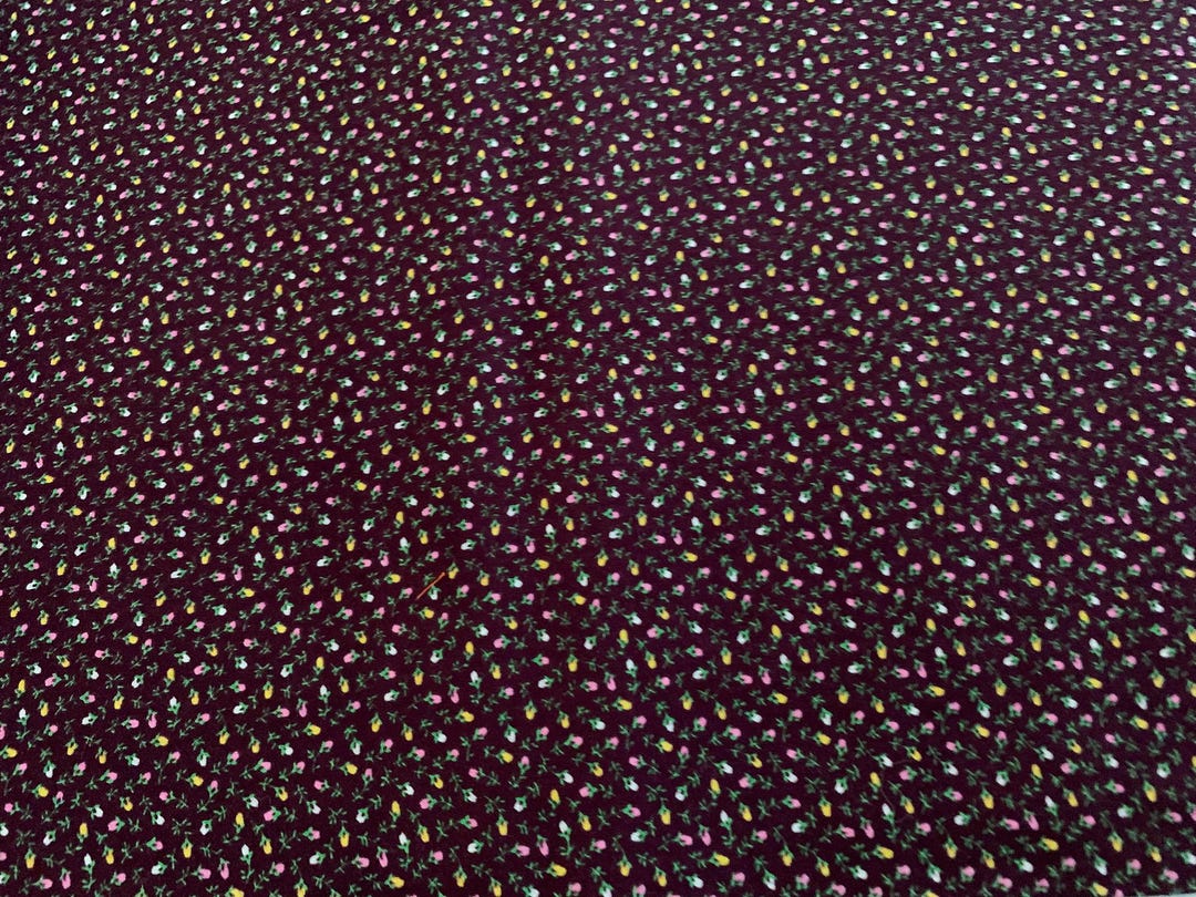 Unmarked Selvedge Calico Print on Dark Wine Background Fat Quarter - Etsy
