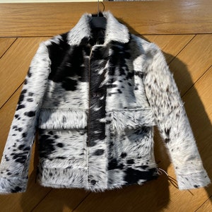 Haar-auf-Rindsleder-Lederjacke, handgefertigte Premium-Qualität, Statement-Oberbekleidung Stück Kuh-Pony-Haut-Lederjacke