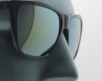 Sunglasses Big Gray Green Lens Polished Black Frame Dark Classic Drama Styling