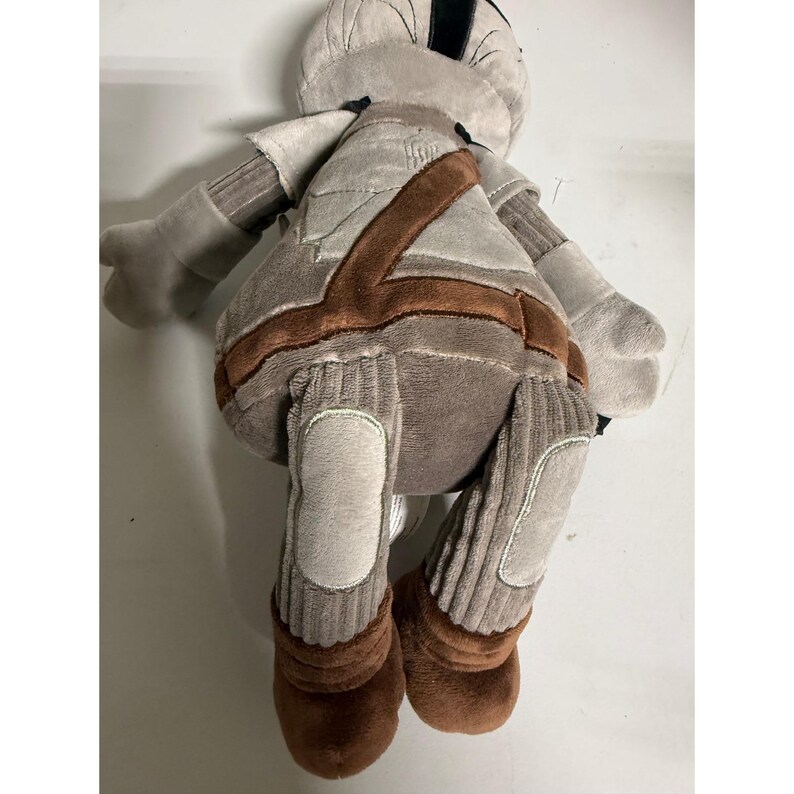 Peluche Scentsy Buddy de Star Wars The Mandalorian con paquete de aroma Air of Adventure imagen 9
