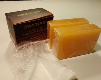 GRATIAM Organic Kojic Acid Dark Spot Remover Soap Bars with Vitamin C, Turmeric - Original Japanese Complex and Shea Butter. A pack of 2