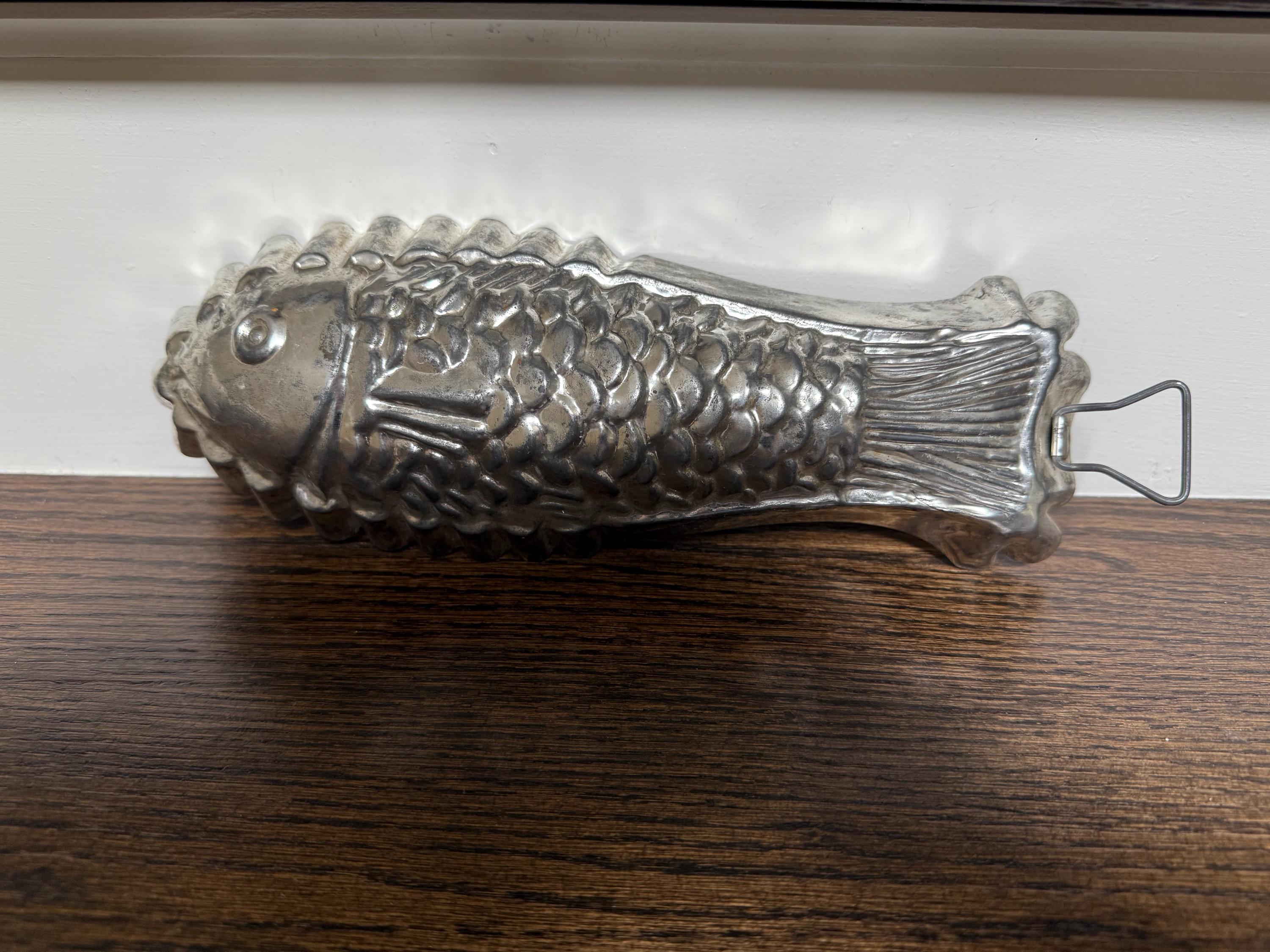 Vintage Copper & Aluminum Fish Gelatin Molds – Lobster, Hen Sold