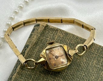 Vintage 1940's Helbros Wind Up Watch