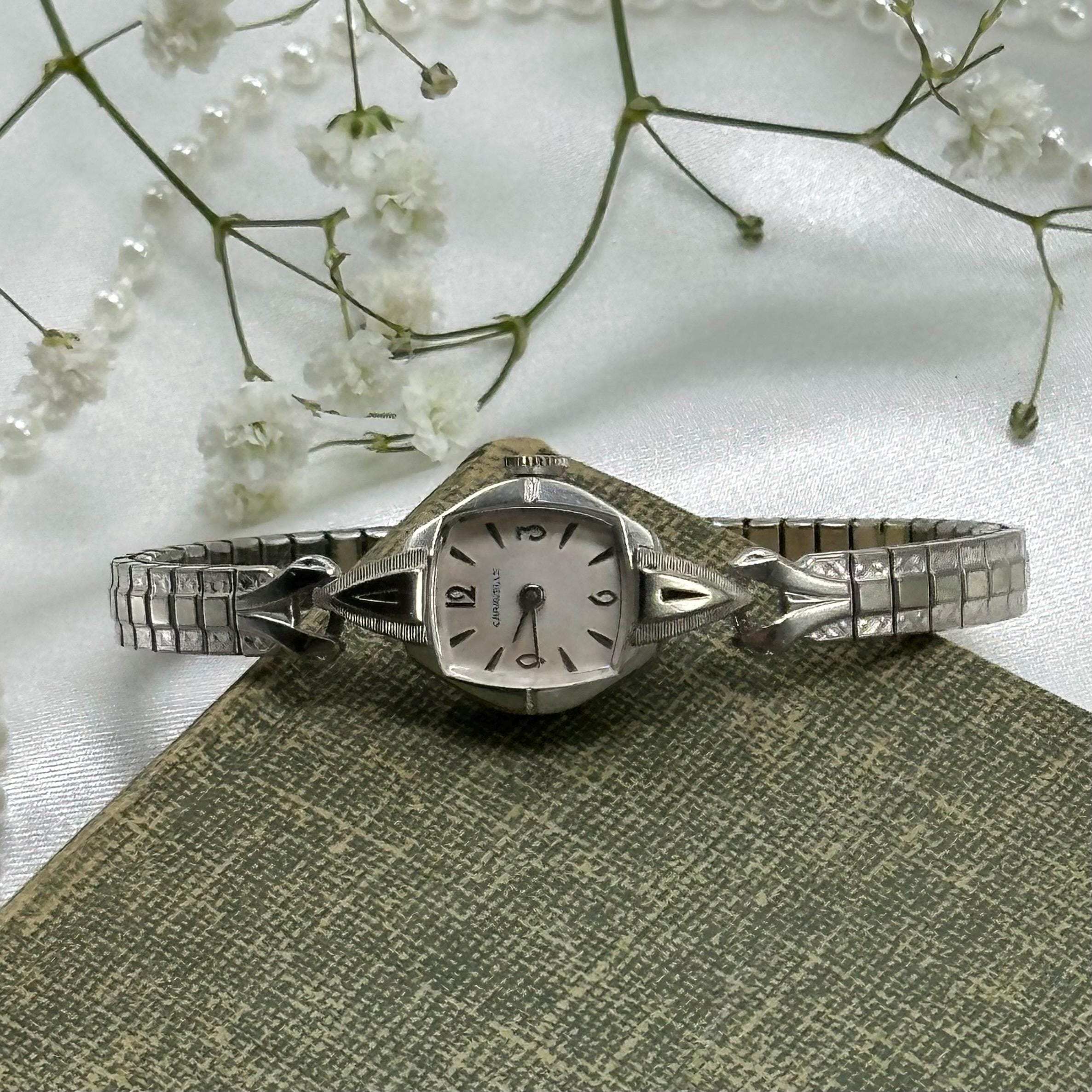 1967 Caravelle Wind-up Cocktail Watch - Etsy display picture 3