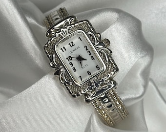 Geneva Elite Vintage Bangle Wrist Watch | Retro 80 display picture 3