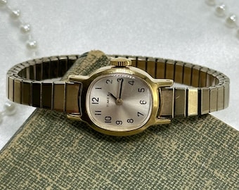Timex Womens Gold Tone Oval Face Easy Reader Watch Tested - Etsy