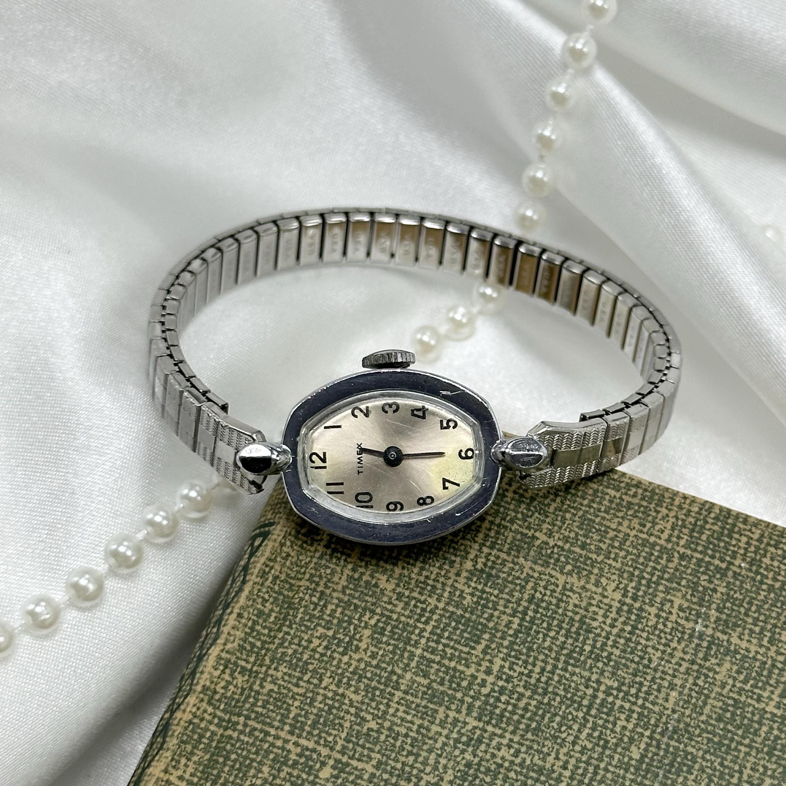 Vintage Timex Watch Small Dainty Women\'s White Face Silver Antique Old Money il_fullxfull.6152912522_i9dk.jpg main image 4