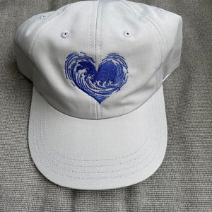 Blue Wave Heart Hat - Grey