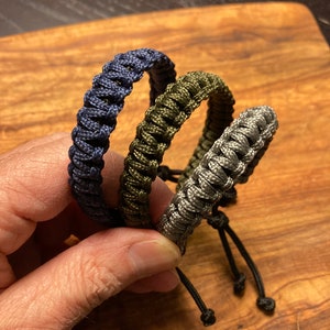 Paracord bracelet New York, bracelet for women and men, blue, green, gray, 13 mm wide, gift, outdoor.