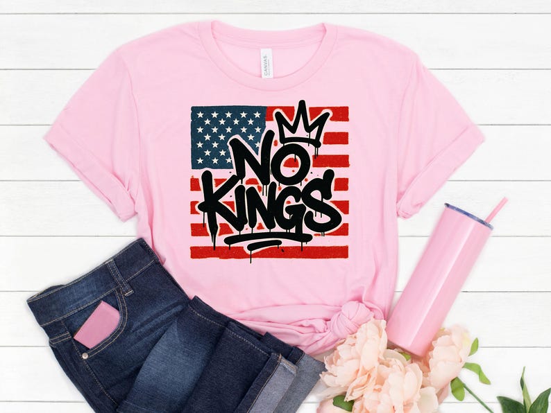 No Kings Graffiti T-Shirt – Anti Monarchy Streetwear, Protest Shirt for No Kings Day, Urban USA Flag Graphic Tee