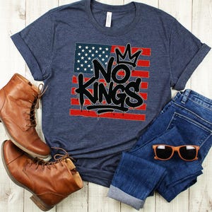 No Kings Graffiti T-Shirt – Anti Monarchy Streetwear, Protest Shirt for No Kings Day, Urban USA Flag Graphic Tee