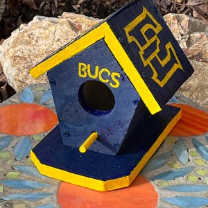 Tennessee Volunteers NCAA Vogelhaus – Aus Holz Mit Metalldach | 20,3x12,7 Cm | Inkl. Aufhängeseil