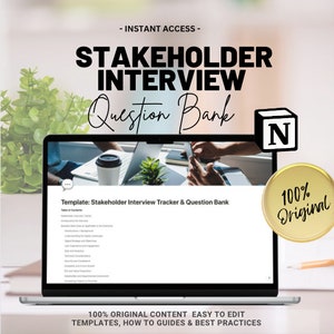 Op de afbeelding: Een laptop toont een sjabloon voor een "Stakeholder Interview Question Bank". De afbeelding bevat de tekst "Directe toegang" en een gouden zegel met "100% Origineel". Het scherm toont een inhoudsopgave.