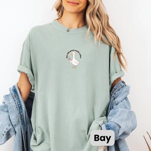Komfort Colors® Dumme Gans Shirt Kaffee Dumme Gans T-Shirt Gans Grafik T-Shirt Dummes Kaffee Shirt Cottagecore Shirt Bauernhof Tier T-Shirt