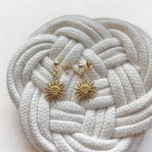 Pendientes de sol rellenos de oro, pendientes de sol, pendientes de oro, pendientes bohemios, pendientes de sol vintage, pendientes llamativos, regalo de cumpleaños, Y2K