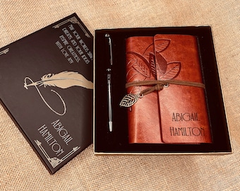 Set de regalo de diario de cuero vegano personalizado / Cuaderno y bolígrafo / Regalo de agradecimiento de fin de año