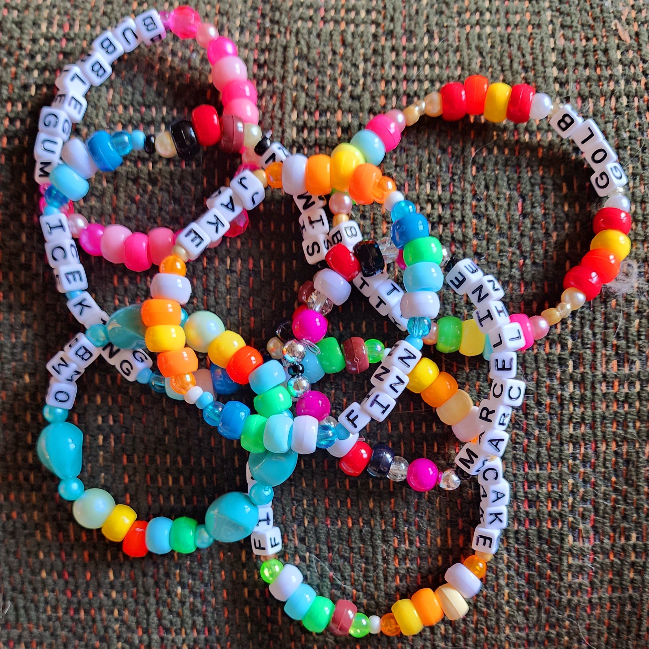 KANDI Bracelet Grab Bag Rave Bracelets Kids Jewelry Beads EDC Lost Lands Friendship  Bracelet Charms Mushrooms Gummy Bears Candy Trading 