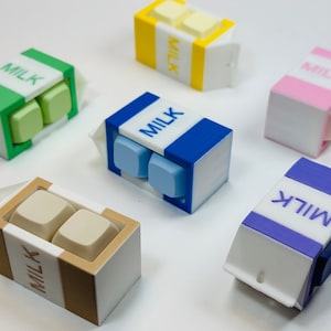 Milk Carton Fidget Toy Cute Fidget Keychain keyboard Stress Relief Keyboard Keychain mechanical keyboard fidget Clicky Clacky Creamy Fidget