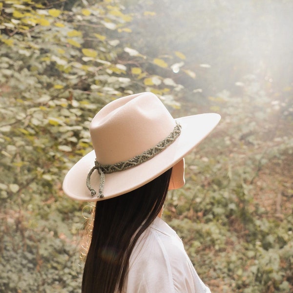 Chapeau feutre avec macramé, chapeau bohème, chapeau macramé