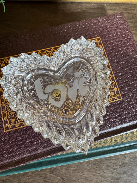 Vintage Zajecar Heart Crystal Trinket Box | Made … - image 1