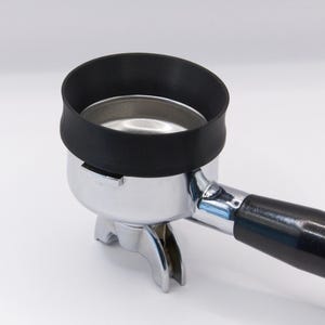 新品 La pavoni ポルターフィルター パボーニ 51mm 現行モデル用 Amazon | La Pavoni - ボトムレスポルタフィルタ - 2カップ