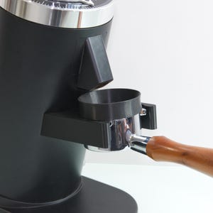 DF64 54mm Breville Sage 870/878/880 portafilter holder, with optional funnel | grind directly into the portafilter