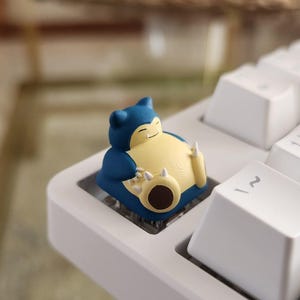 Anime Snorlax Keycap - Hand Painted Cute Keycap Designs, Cherry MX