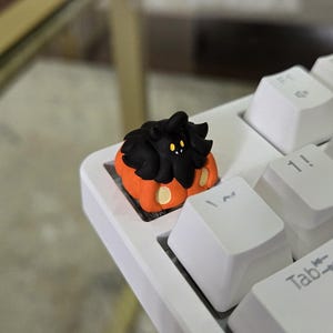Anime Pumpkaboo Keycap - Halloween Hand Painted Cute Keycap Designs, Cherry MX