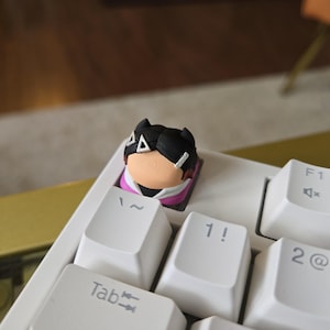 Clove Video Game Keycap - Hand Painted Cute Keycap Designs, Cherry MX