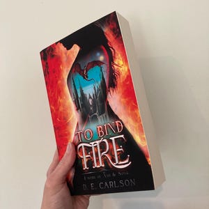 To Bind Fire (Empire of Ash et Song book 1 exemplaire signé)