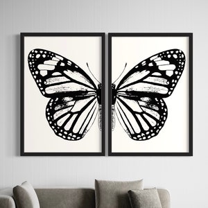 Monarch Butterfly Digital Art Poster Print Set of 2 Wall Art, Black and White, Trendy Art, Room Decor, Minimalistic Art, Digital Download