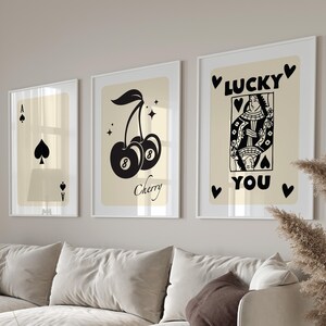 Set di 3 arte da parete retrò alla moda, poster Lucky You, stampa regina asso di cuori, poster con testo retrò, set di arte da parete funky, poster di carte da gioco